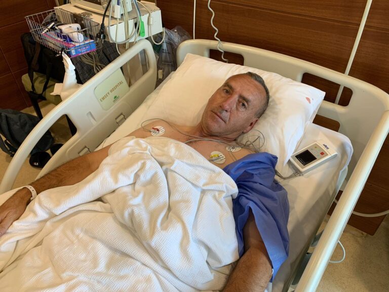 Udruženje Pomozi.ba pokrenulo apel za liječenje Vahidina kako bi se riješio neopisivih bolova